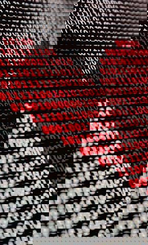 Alexander Sinn Kgltfcgfc28 Unsplash