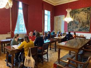 FRDN Network Day 2022: attendees split into groups to discuss open science.